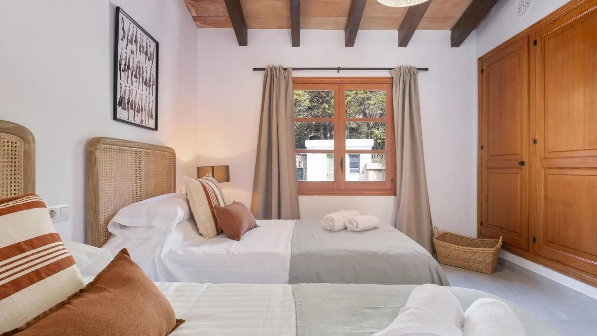 Дом отдыха Villa Can Bon Jesus By Sunvillas Mallorca Польенса